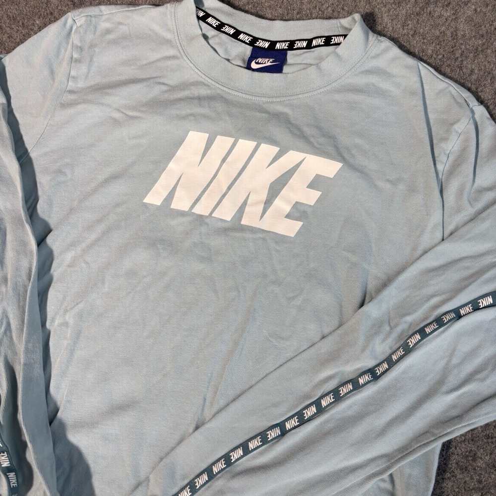Nike Long Sleeve Shirt Womens Large (Fits Medium) Blue Logo Athletic Top Swoosh